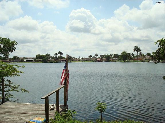 3rd image of 2438 NW 108th Ter