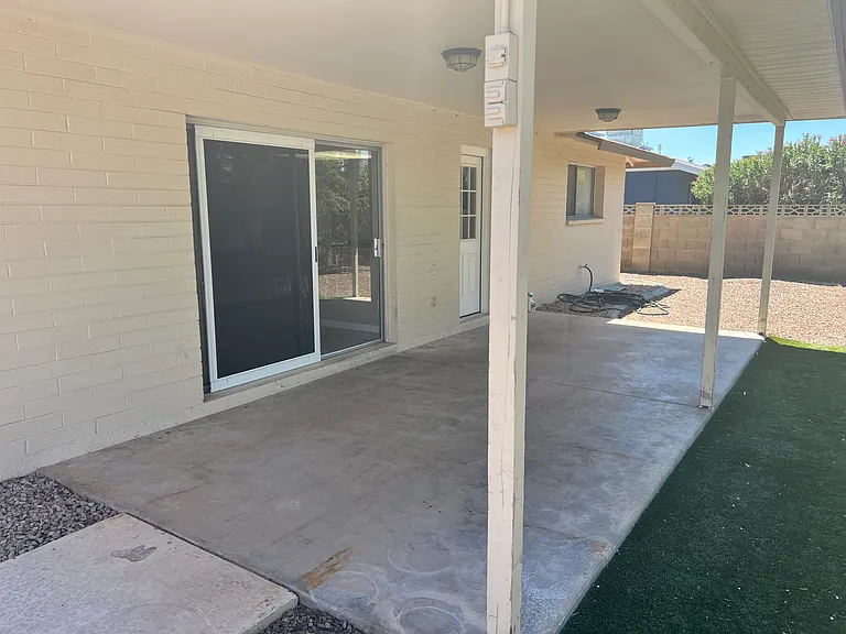 602 E Lodge Dr — Photo 32