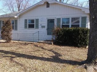 417 N 2nd St, Iola, KS 66749