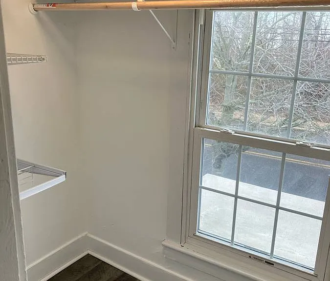 738 Port Monmouth Rd — Photo 11
