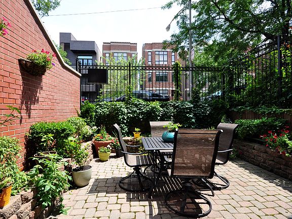 3rd image of 1510 N Bosworth Ave APT 1