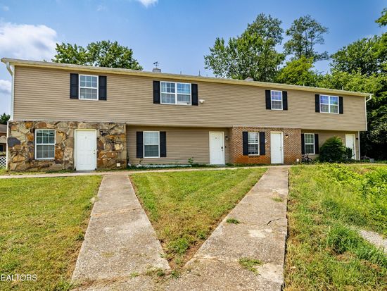 9125 NW Cedarpark Ln, Knoxville, TN 37923