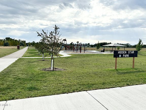 4th image of 415 Kamrose Dr