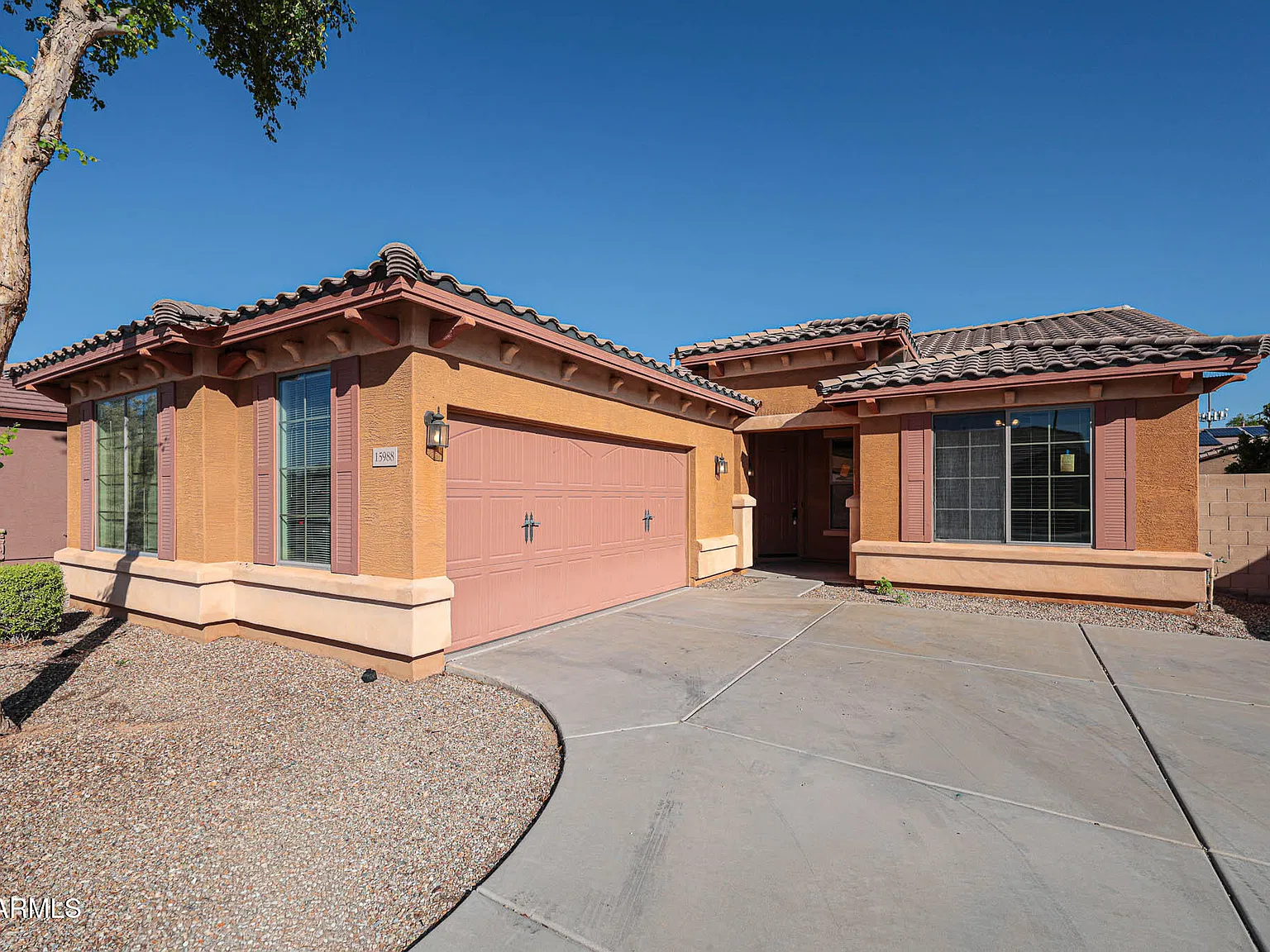 3 bed, 2.0 bath, 1674 sqft, $1,900 — Photo 1