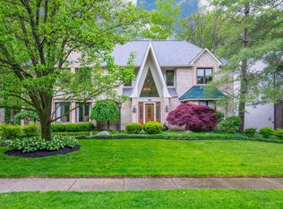 8137 Linden Leaf Cir, Columbus, OH 43235