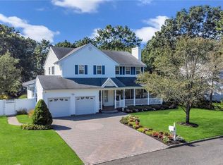4 Hancock Ct, South Setauket, NY 11720