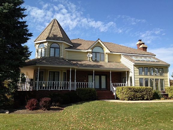 3rd image of 36927 N Thoroughbred Dr