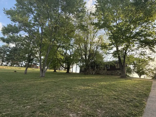 231 Austin Rd, Lafayette, TN 37083