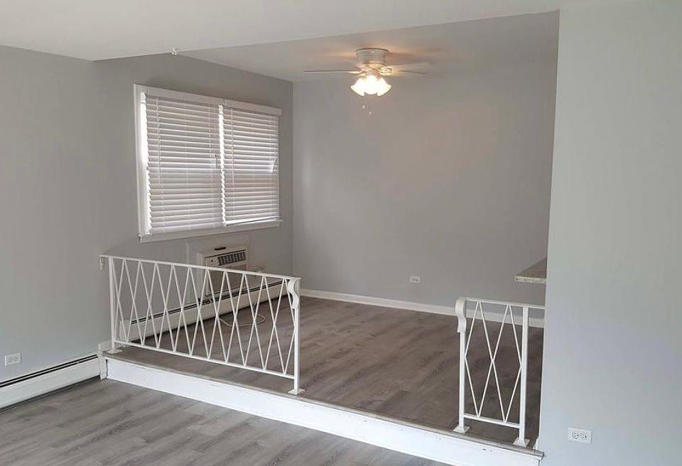1st image of 10833 S Harlem Ave