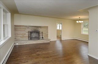 4th image of 9142 Miller Dr