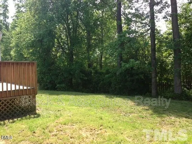 210 Brierridge Dr — Photo 9