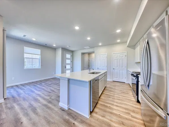 2887 E 103rd Dr, Thornton, CO 80229