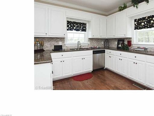 4th image of 277 Fox Creek Dr