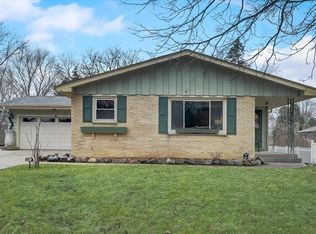 6073 N 122nd St, Milwaukee, WI 53225