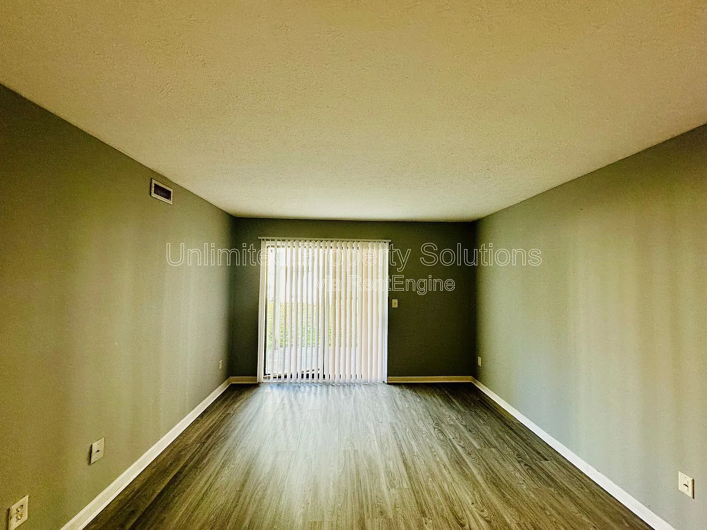 2 bed, 2.0 bath, $1,600 — Photo 2
