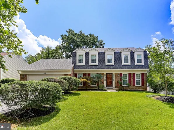 2206 Touchstone Ct, Silver Spring, MD 20904