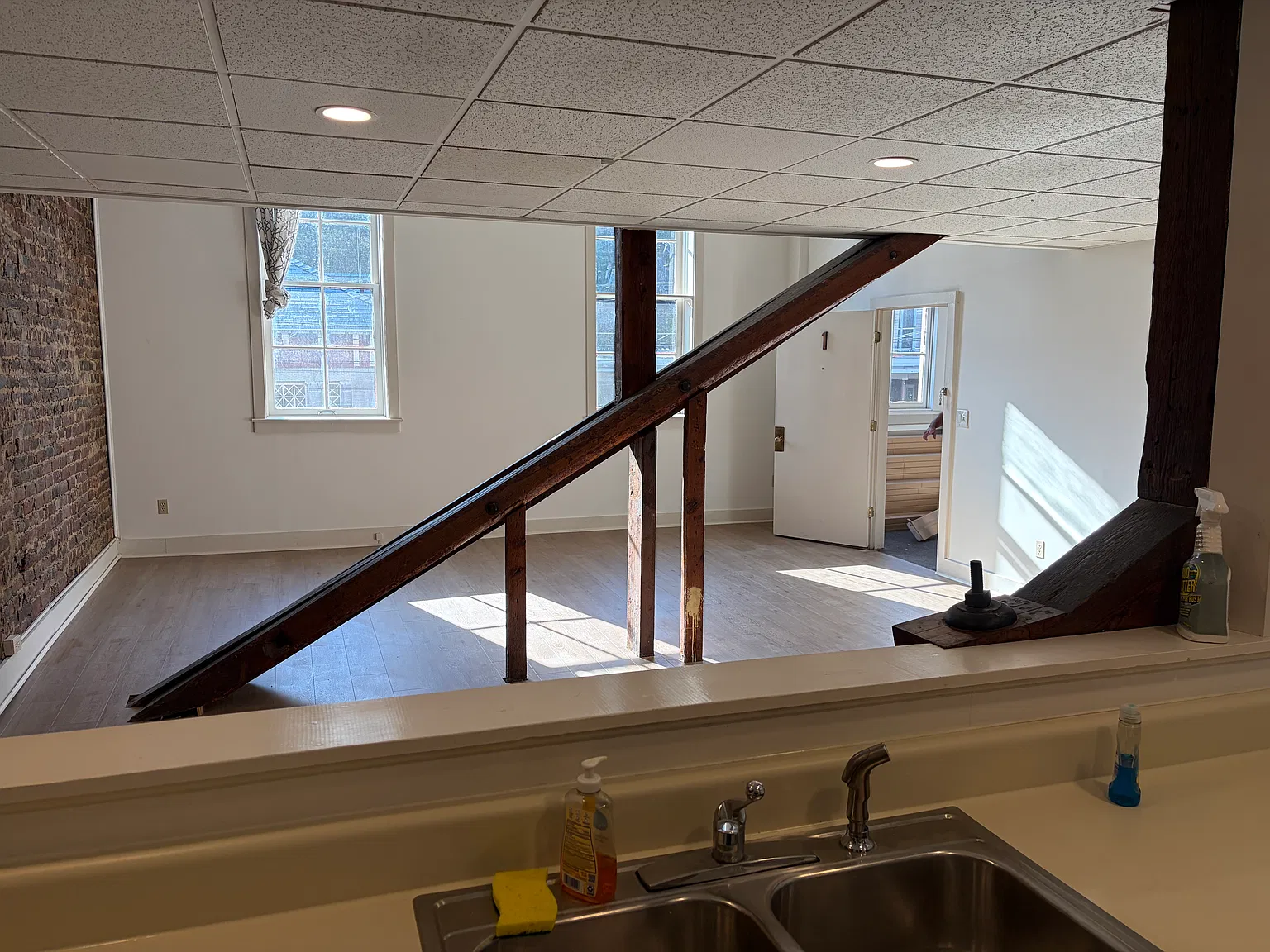2 bed, 1150 sqft, $1,600 — Photo 4