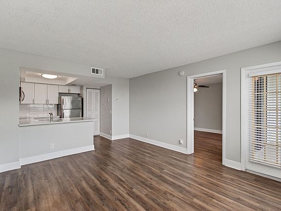 2nd image of 714 Executive Center Dr #13-4-13