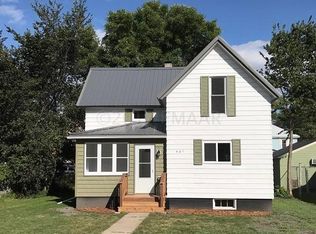 607 Forest St, Lisbon, ND 58054
