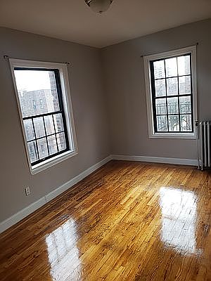 3rd image of 2810 Barker Ave #J54