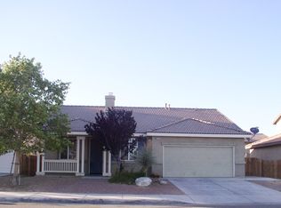15528 Winona St, Victorville, CA 92395