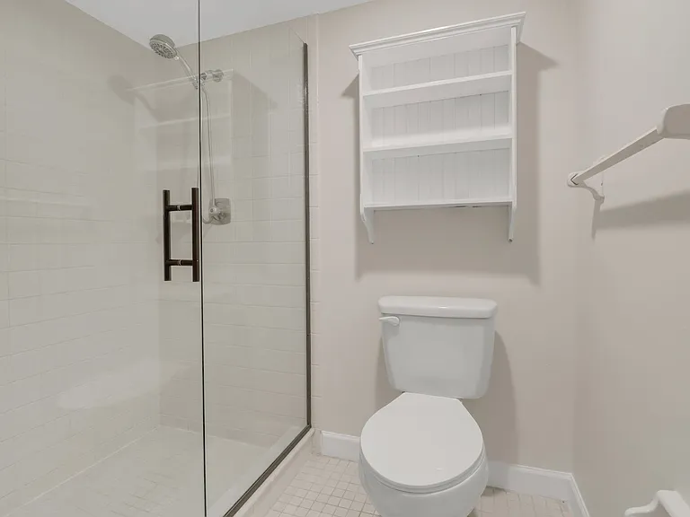 7115 Lakeridge Ct #110 — Photo 16
