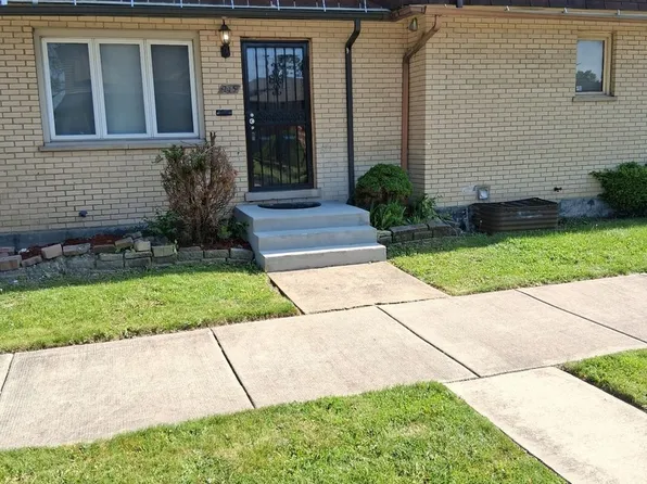 215 E 90th Pl, Chicago, IL 60619