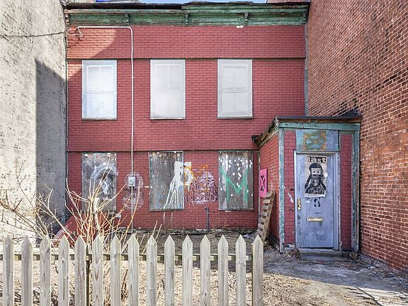 2nd image of 166 Coffey St