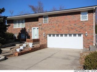 58 Lea Dr, Fairview Heights, IL 62208