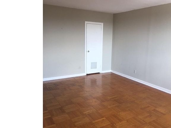 3rd image of 2601 Pennsylvania Ave APT 748