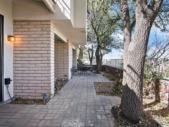 5th image of 5854 Mira Serena Dr
