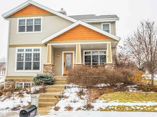 1202 Hanover Trail, Waunakee, WI 53597