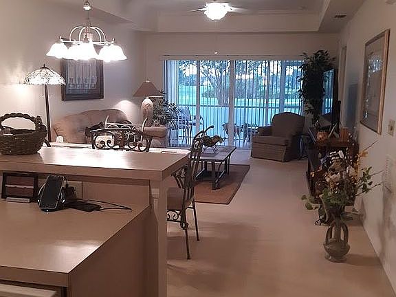 Living area from entry