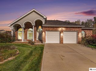 101 S 166th St, Omaha, NE 68118