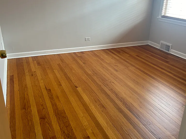 5258 W Henderson St #2 — Photo 12