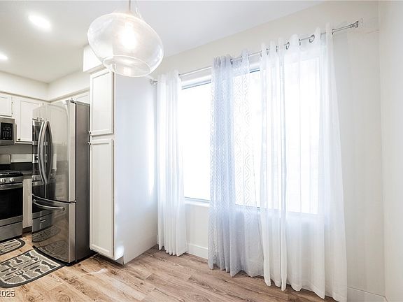 2nd image of 3038 Tarpon Dr Unit 102