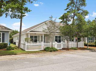 48 Sarona St, Freeport, FL 32439