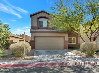 8778 N Mugho Pine Trl, Tucson, AZ 85743