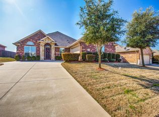 716 Bayou Dr, Glenn Heights, TX 75154