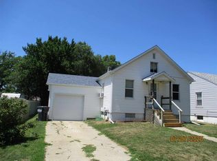 1005 N 8th St, Norfolk, NE 68701