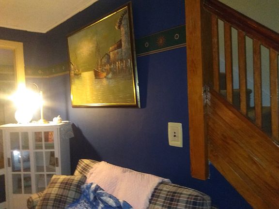 4th image of 201 W Carpenter Ave