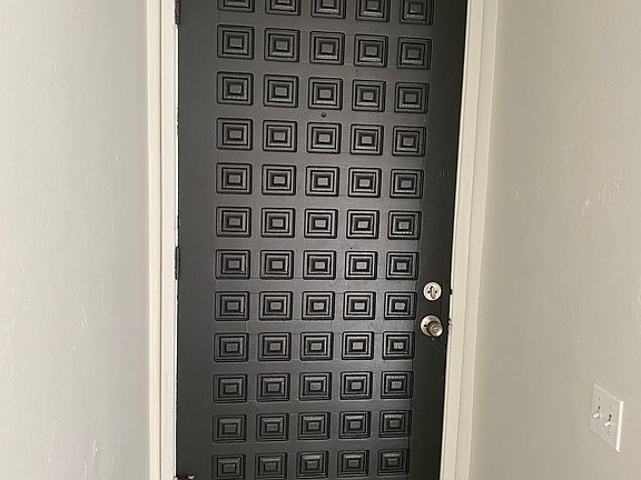 2nd image of 2020 Albatross St APT 3