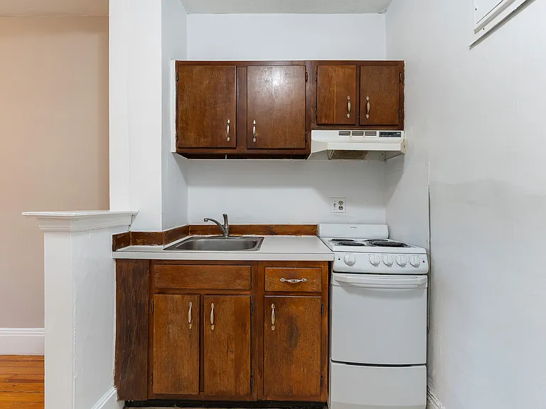 31 Orkney Rd #23 — Photo 5