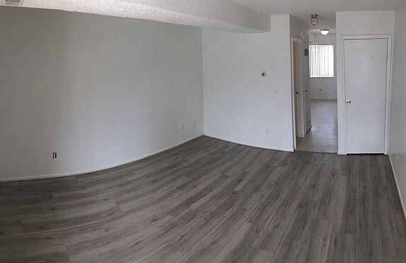 3rd image of 1851 Westview Cir APT 55