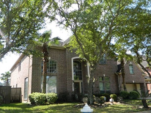 3rd image of 8426 Jackson Creek Bend Ln