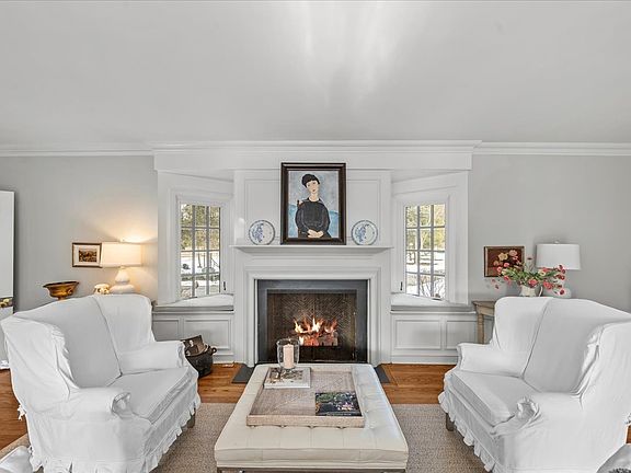 5th image of 1163 Romona Rd