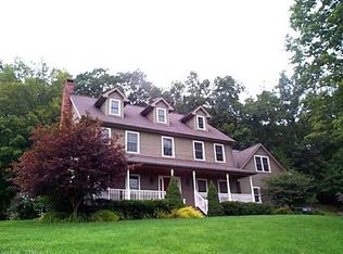 7 Lookout Ridge Rd, New Milford, CT 06776