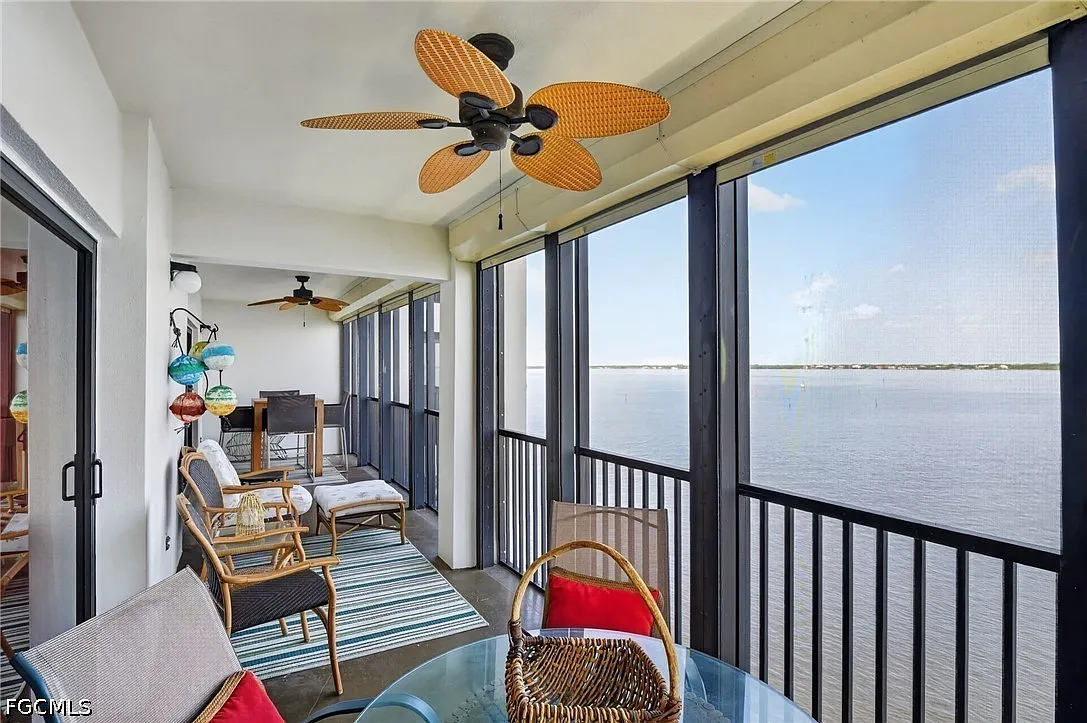 3 bed, 2.0 bath, 2025 sqft, $3,200 — Photo 3