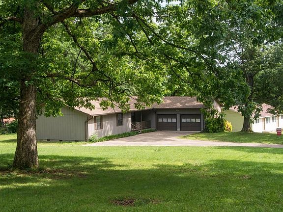 5th image of 120 Fawn Dr