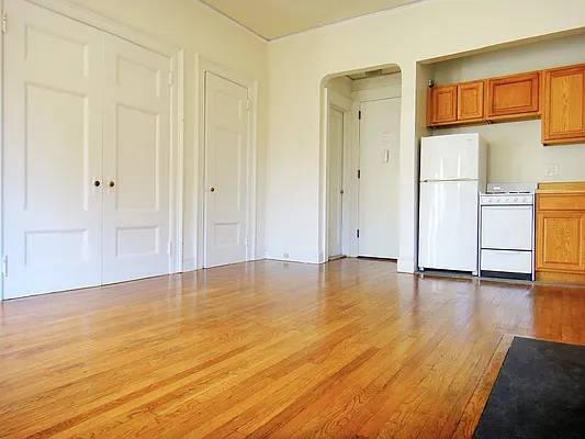 Rented by Balass Ralph, LREB | media 43